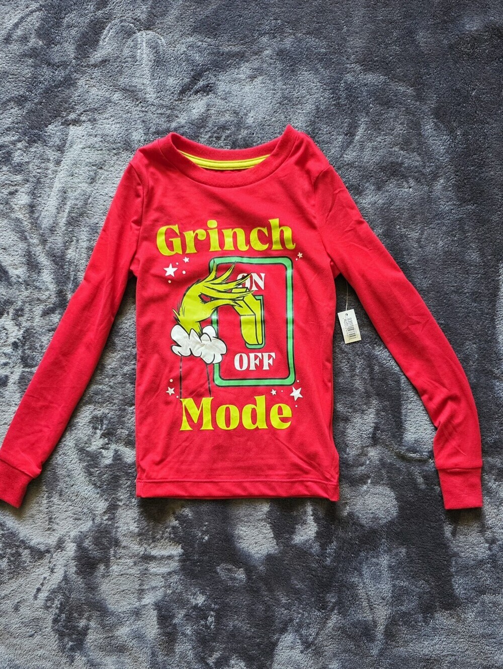 New Dr Seuss Christmas the Grinch pajama top, size 6